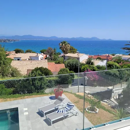 فيلة Tres Belle Neuve 12 Personnes, Clim, Piscine, Dans Le Golfe De St-tropez *